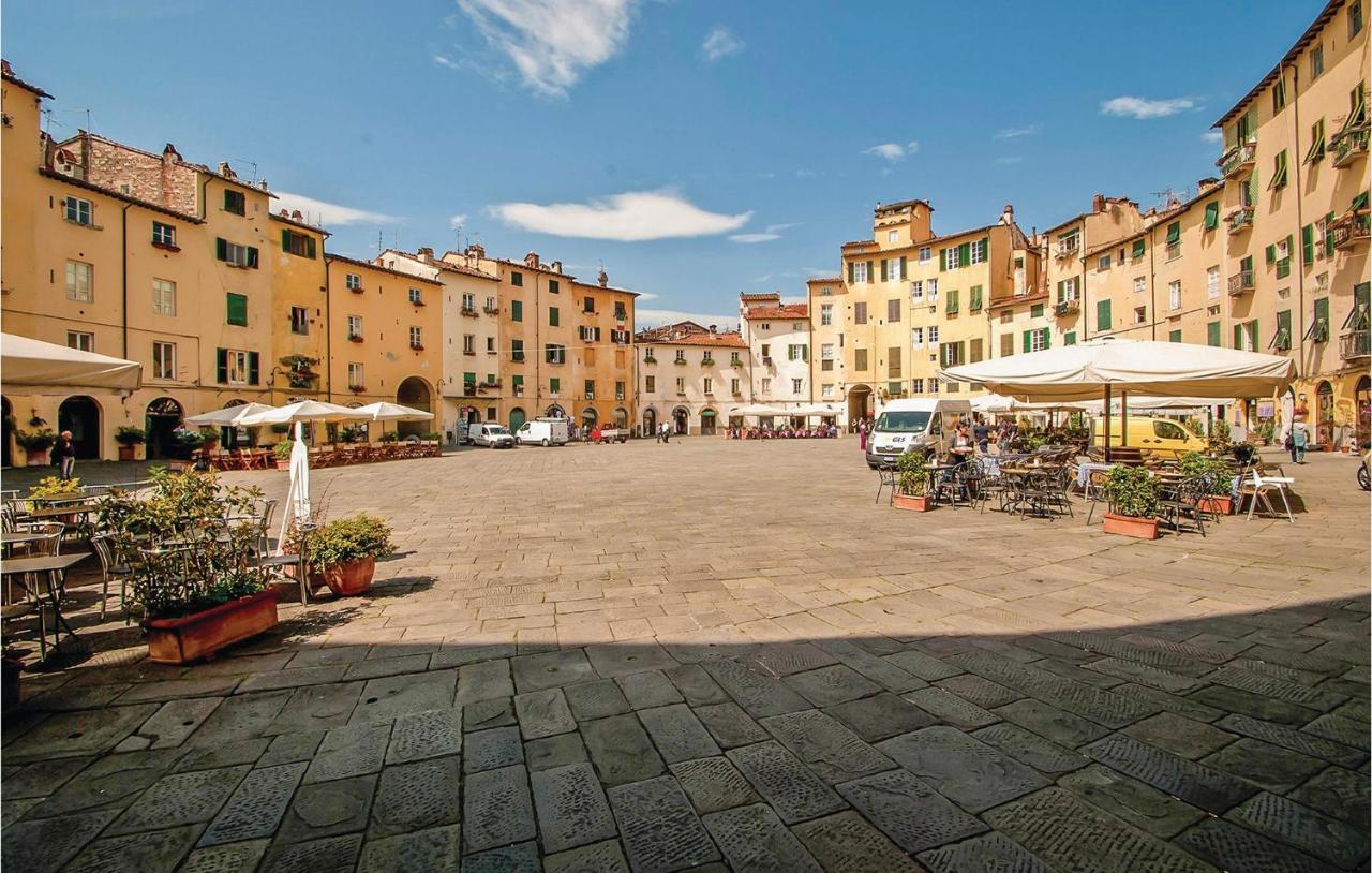 Nice home in Uzzano Pt with 3 Bedrooms, WiFi&Outdoor swimming pool Buitenkant foto